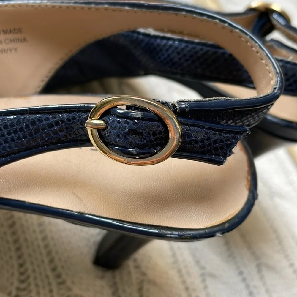 Karen Scott Sz 6.5 navy sling back high heel. Open toe bow 3.5” heel Bonny